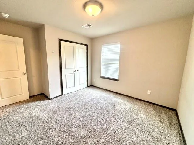 Photo 33 — 12900 NW 4th Street, Yukon, OK 73099