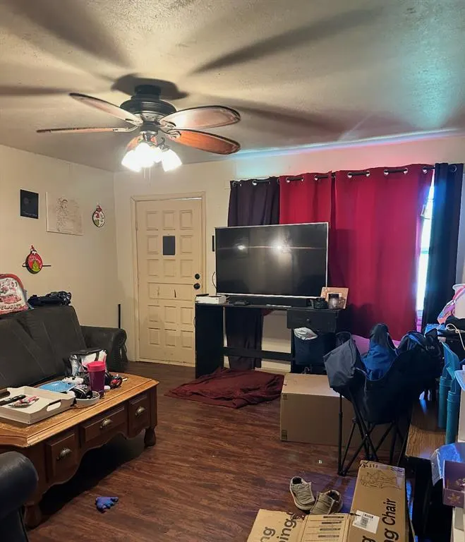 Photo 2 — 11681 Signal Hill Avenue, Byars, OK 74831