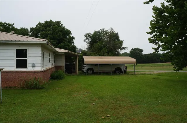 Photo 7 — 11681 Signal Hill Avenue, Byars, OK 74831