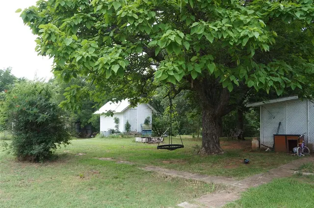 Photo 8 — 11681 Signal Hill Avenue, Byars, OK 74831