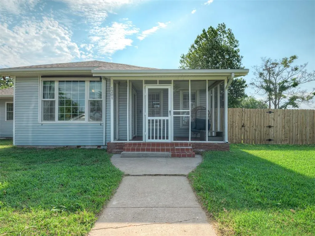 Photo 10 — 1201 N Beard Avenue, Shawnee, OK 74801
