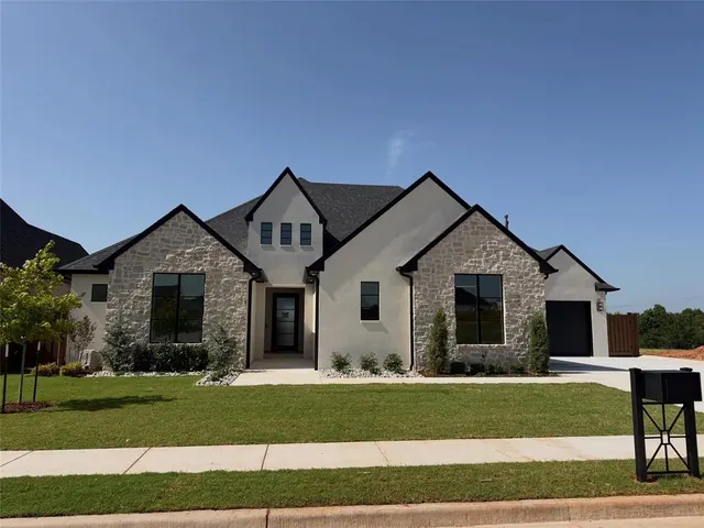Front exterior — 3025 Chickadee Lane, Edmond, OK 73012
