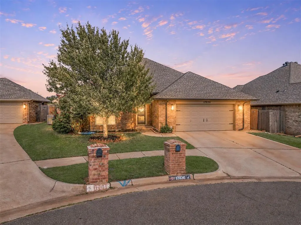 Front exterior — 17036 Hardwood Place, Edmond, OK 73012