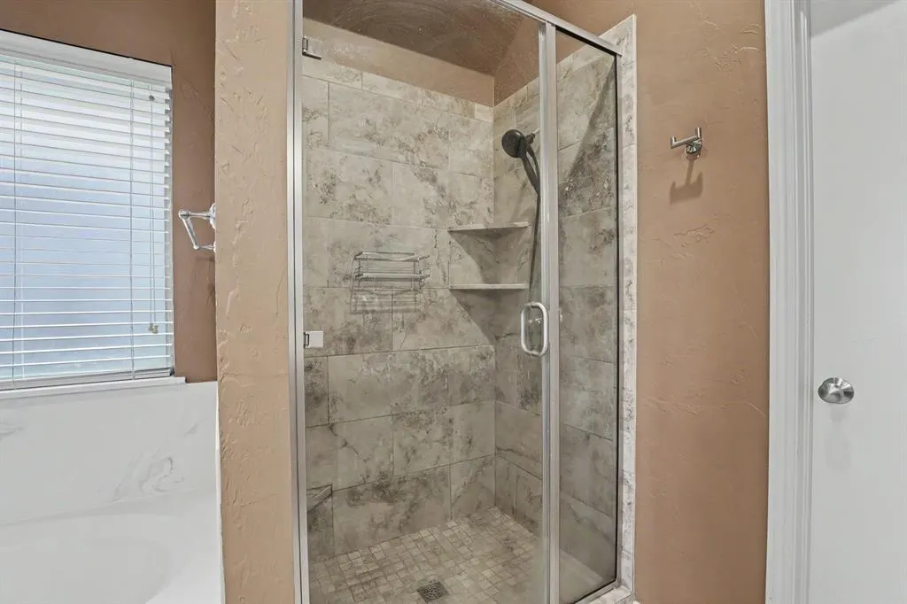 Photo 21 — 17036 Hardwood Place, Edmond, OK 73012