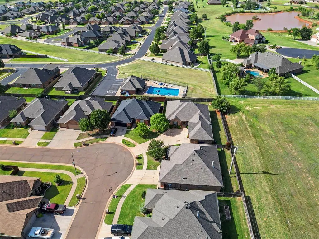 Photo 37 — 17036 Hardwood Place, Edmond, OK 73012