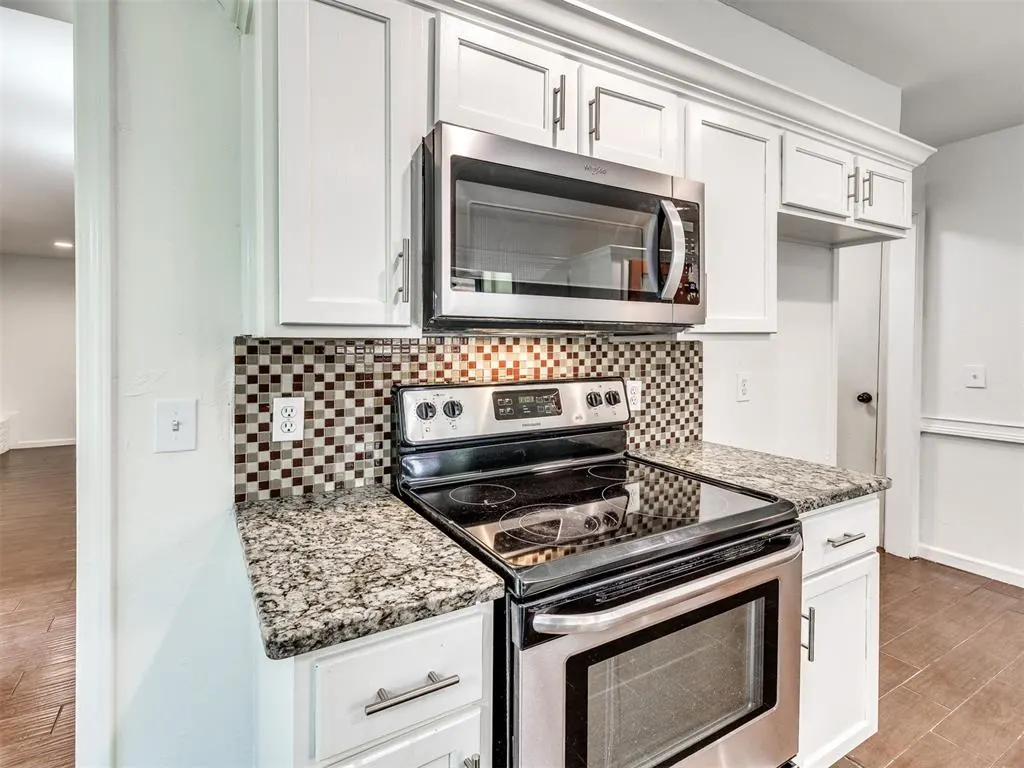 Photo 4 — 2640 Michael Drive, Edmond, OK 73013