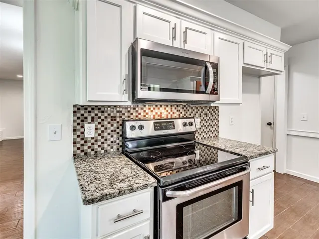 Photo 4 — 2640 Michael Drive, Edmond, OK 73013