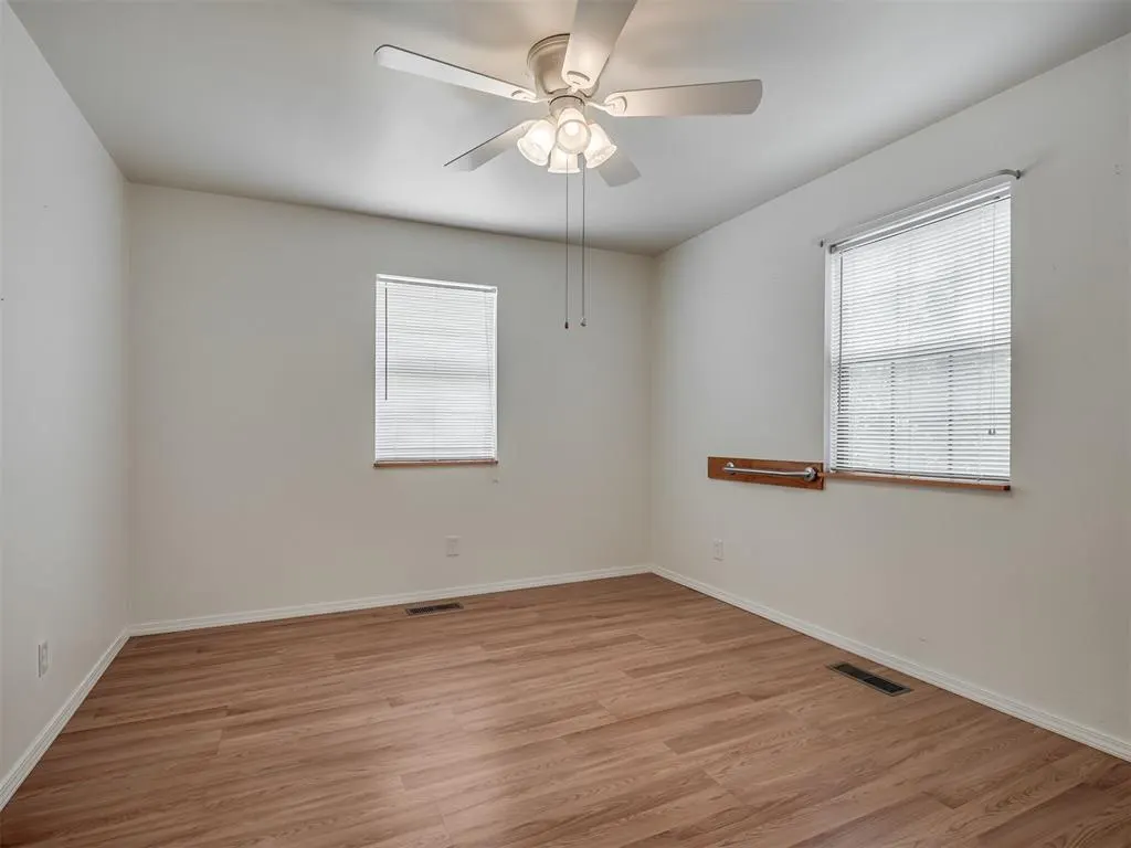 Photo 28 — 202 W 7th Street, Amber, OK 73004