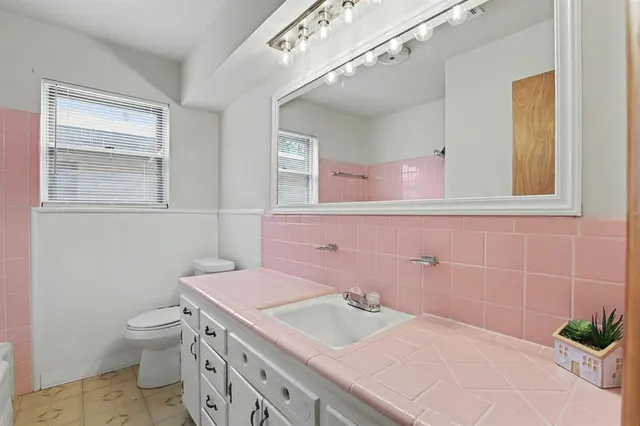Photo 8 — 1724 Serenade Drive, Oklahoma City, OK 73130