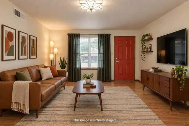Photo 3 — 1724 Serenade Drive, Oklahoma City, OK 73130