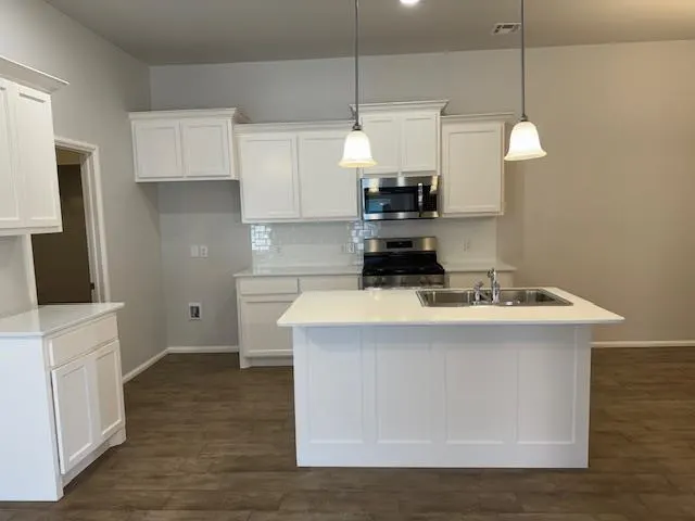 Photo 4 — 9737 SW 23rd Street, Oklahoma City, OK 73128