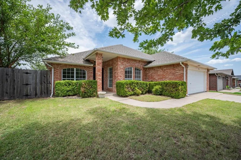 Photo 2 — 5921 SE 86th Street, Oklahoma City, OK 73135
