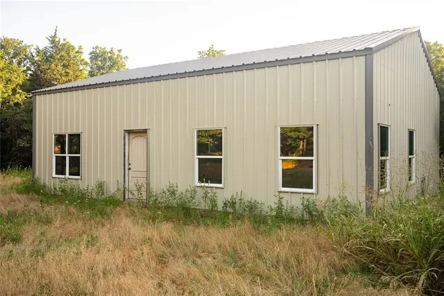 Photo 2 — 880415 S 3320 Road, Wellston, OK 74881