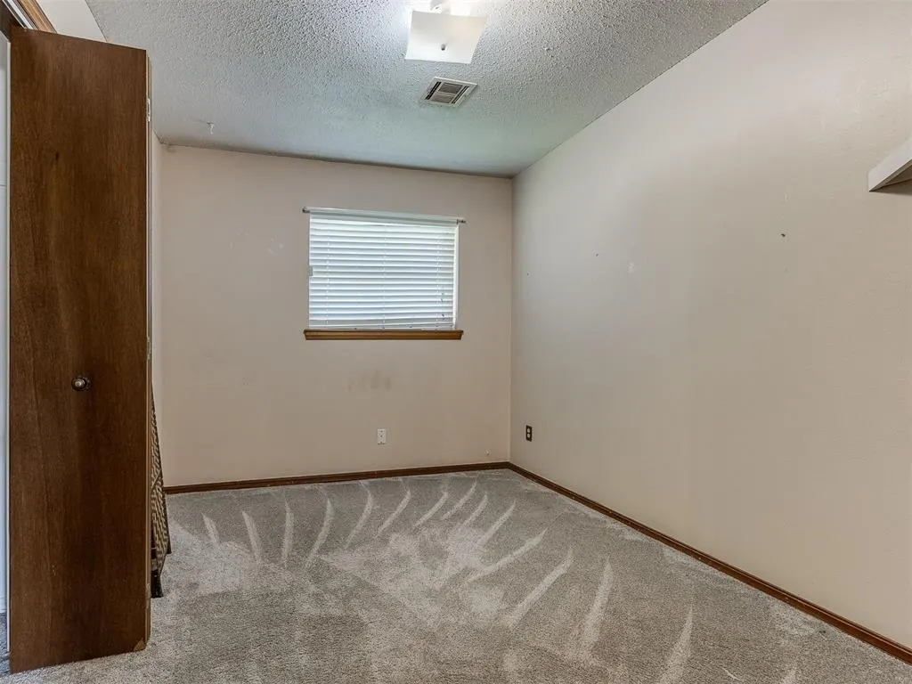 Photo 7 — 6500 NW 12th Street, Oklahoma City, OK 73127