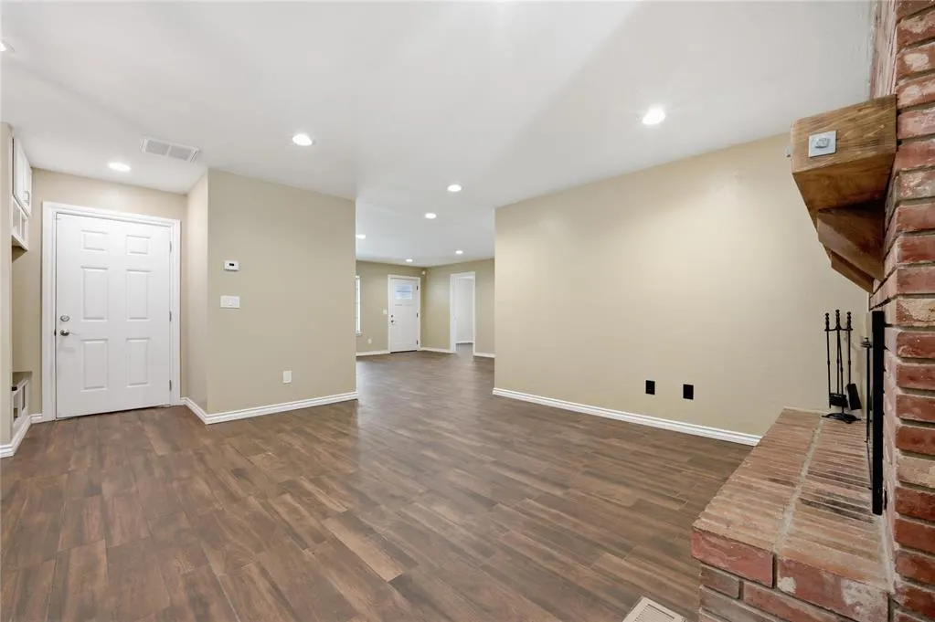 Photo 5 — 5025 NW 19th Street, Oklahoma City, OK 73127