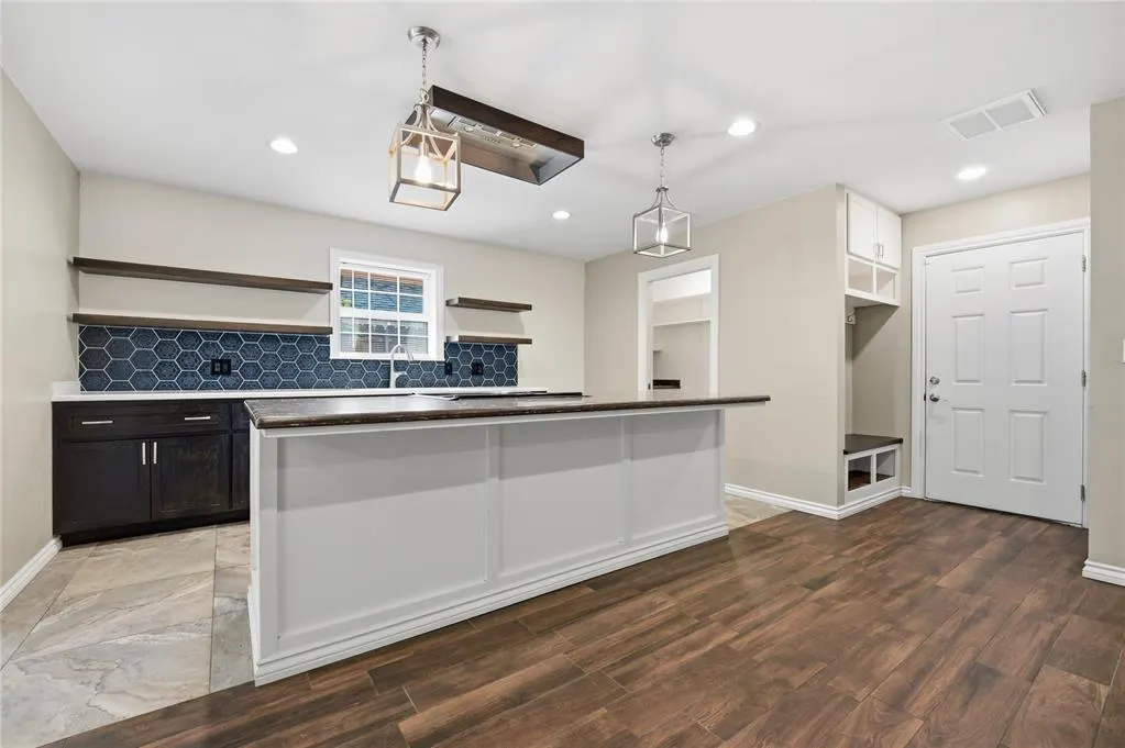 Photo 12 — 5025 NW 19th Street, Oklahoma City, OK 73127