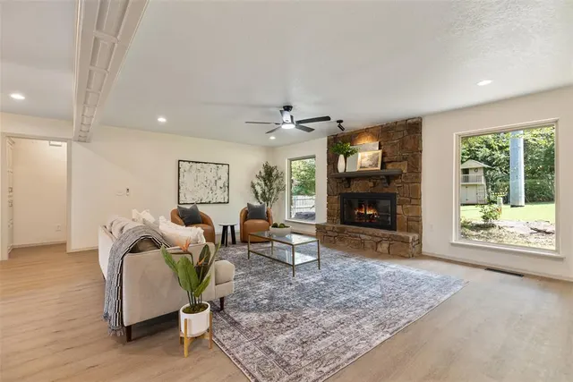 Photo 7 — 2132 Running Branch Road, Edmond, OK 73013