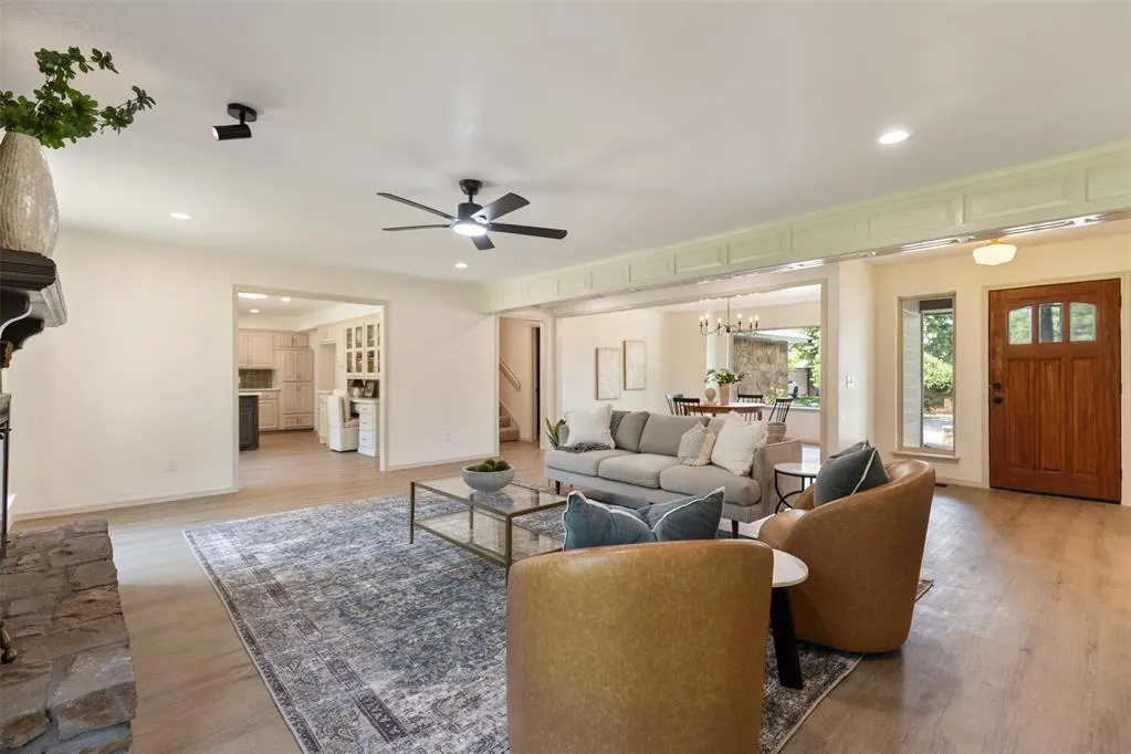 Photo 8 — 2132 Running Branch Road, Edmond, OK 73013