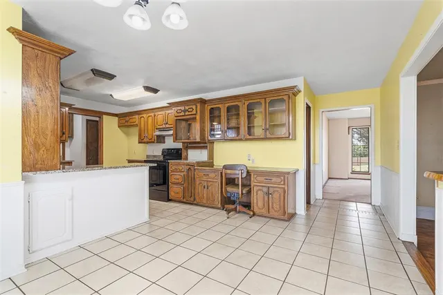 Photo 8 — 1218 Ridgewood Drive, Lindsay, OK 73052