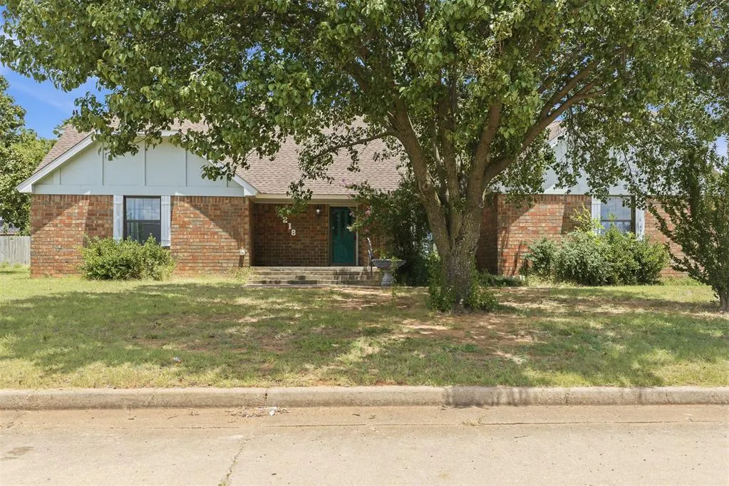 Photo 35 — 1218 Ridgewood Drive, Lindsay, OK 73052