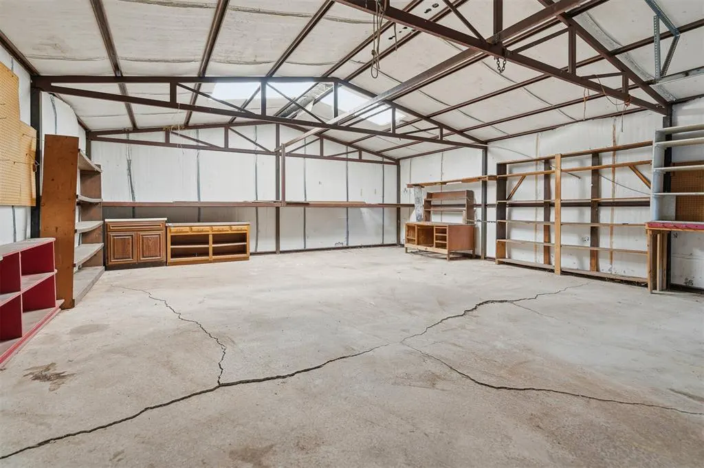 Photo 40 — 1218 Ridgewood Drive, Lindsay, OK 73052