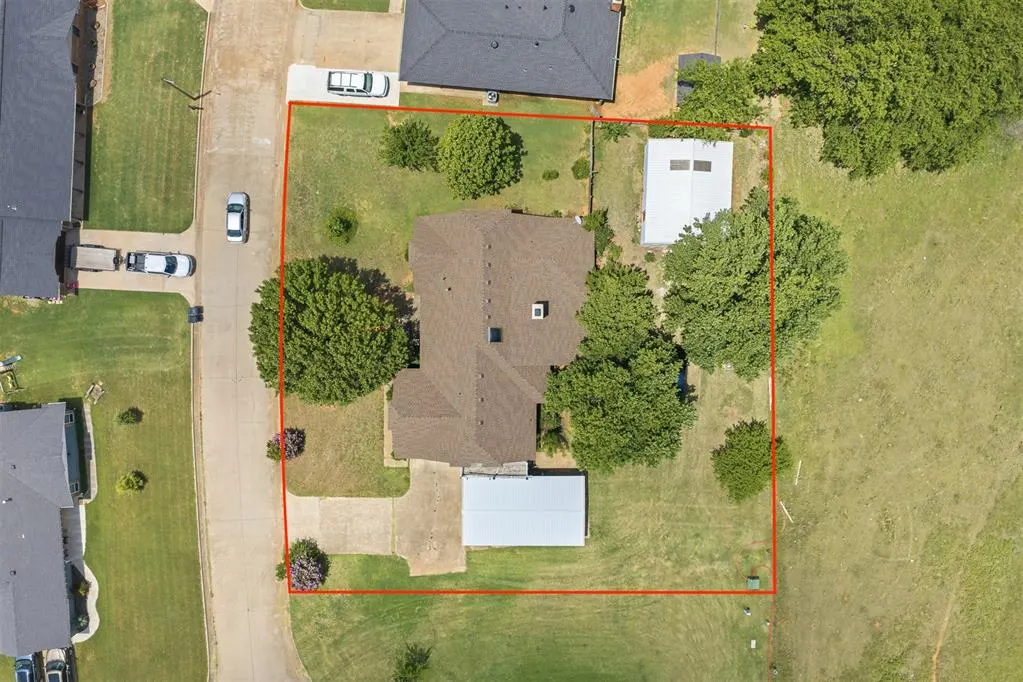 Photo 41 — 1218 Ridgewood Drive, Lindsay, OK 73052