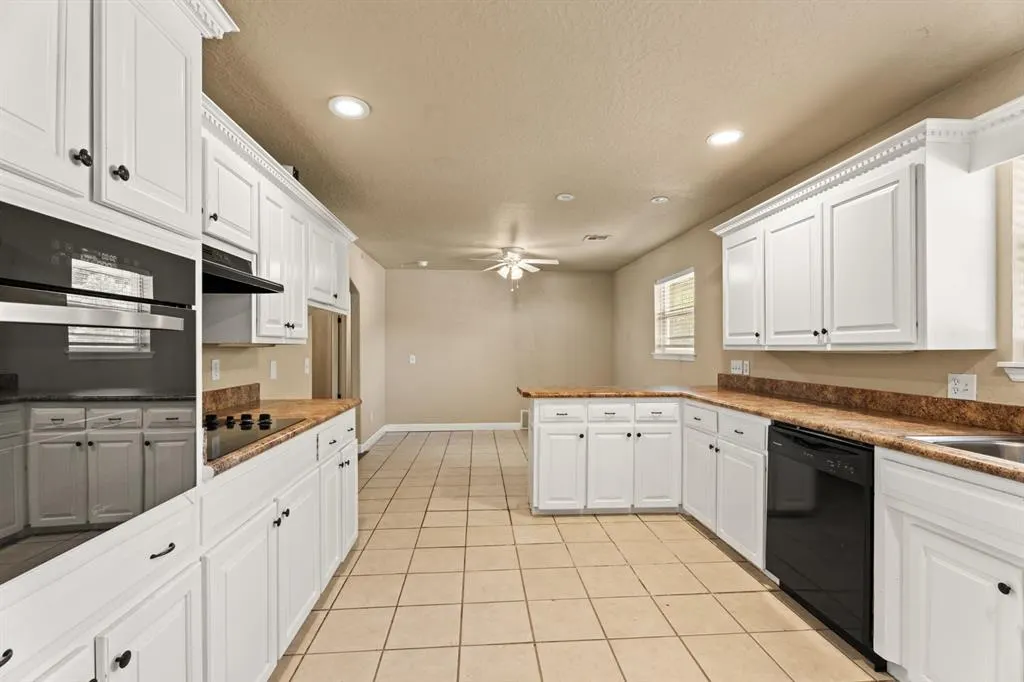 Photo 12 — 4600 NW 62nd Street, Oklahoma City, OK 73122