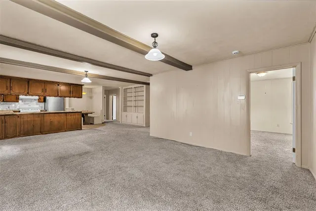 Photo 7 — 617 S Roberts Avenue, El Reno, OK 73036