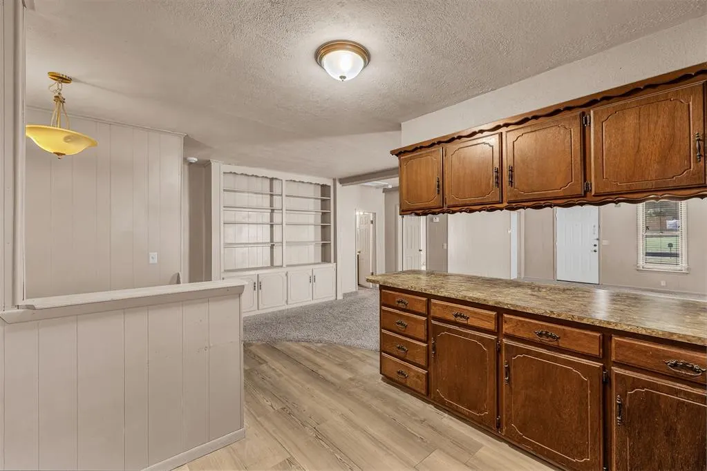 Photo 14 — 617 S Roberts Avenue, El Reno, OK 73036
