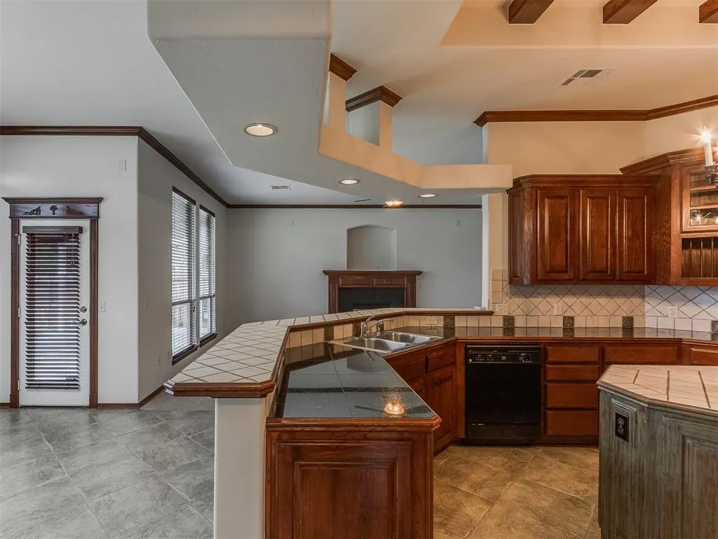 Photo 16 — 9109 SW 26th Street, Oklahoma City, OK 73128