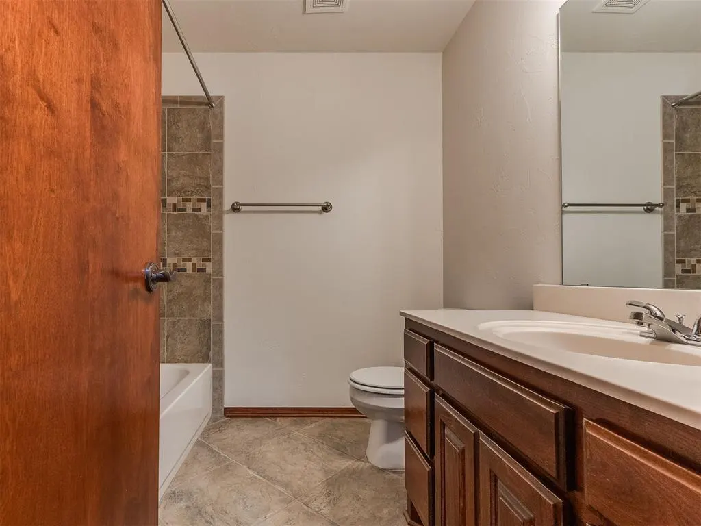 Photo 27 — 9109 SW 26th Street, Oklahoma City, OK 73128