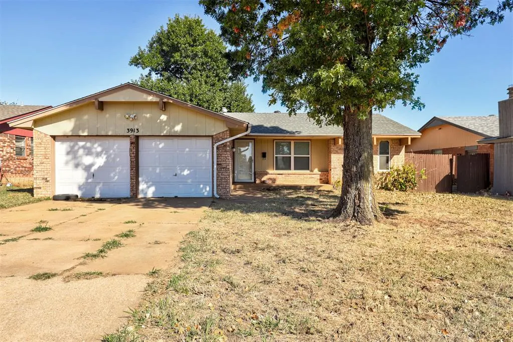 Photo 2 — 3913 SE 54th Street, Oklahoma City, OK 73135