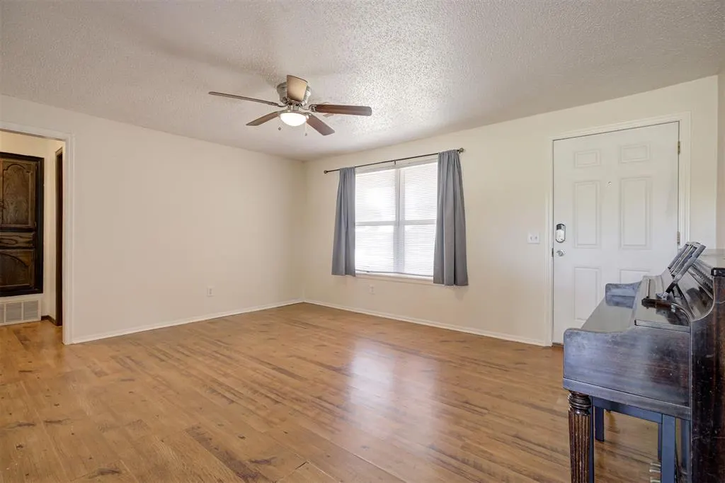 Photo 8 — 3913 SE 54th Street, Oklahoma City, OK 73135