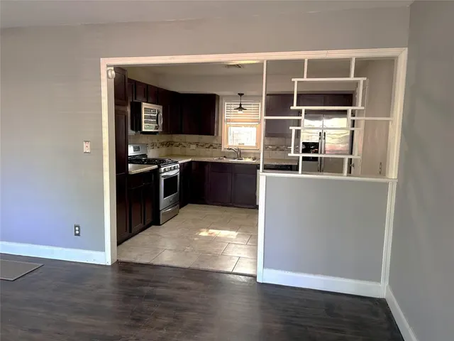 Photo 6 — 4021 N Sterling Avenue, Oklahoma City, OK 73122
