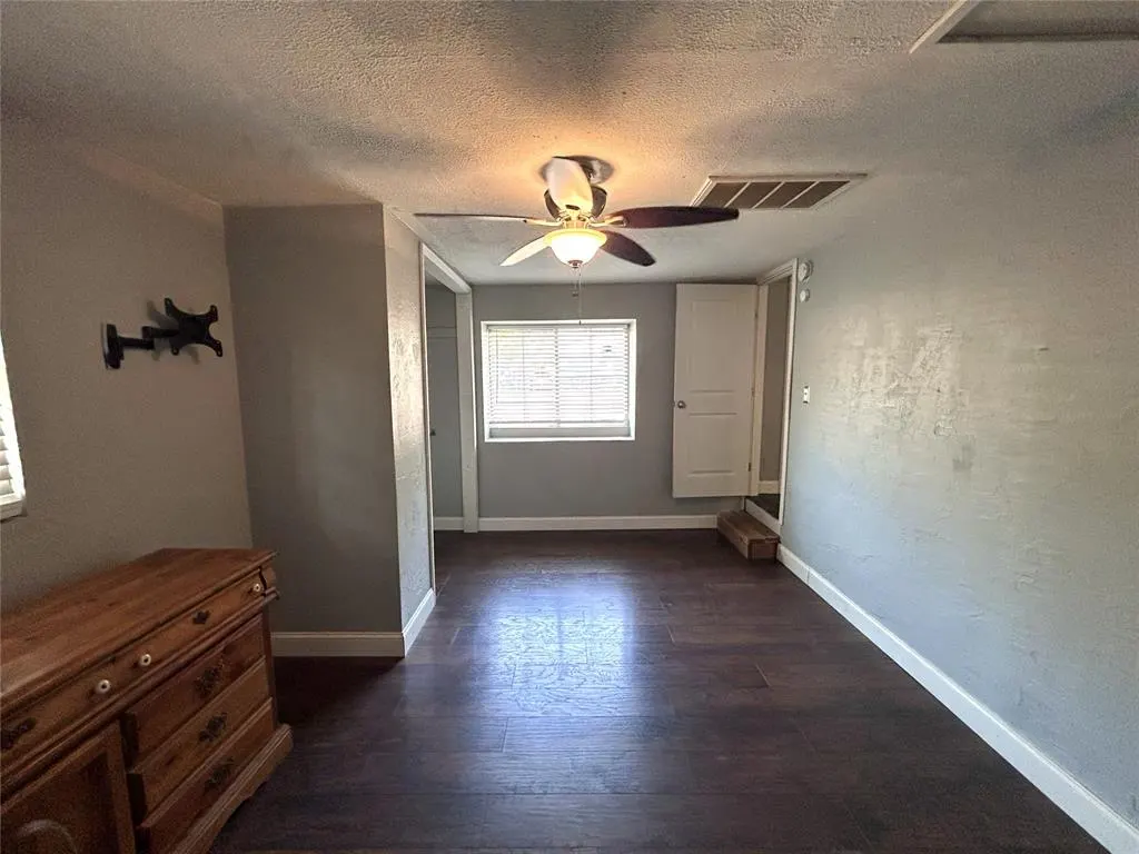 Photo 11 — 4021 N Sterling Avenue, Oklahoma City, OK 73122