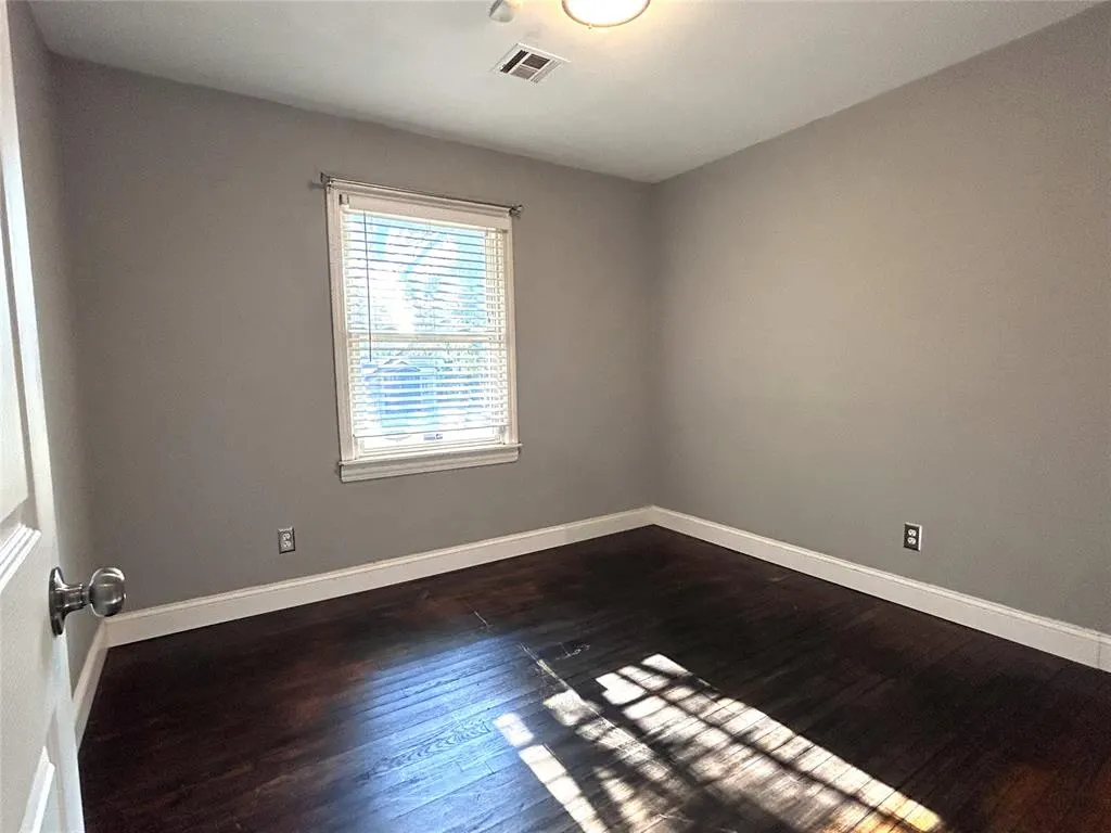 Photo 9 — 4021 N Sterling Avenue, Oklahoma City, OK 73122