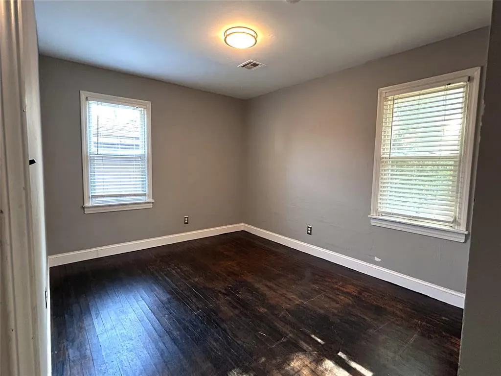 Photo 13 — 4021 N Sterling Avenue, Oklahoma City, OK 73122