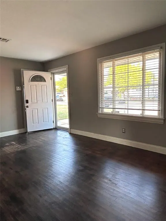 Photo 5 — 4021 N Sterling Avenue, Oklahoma City, OK 73122