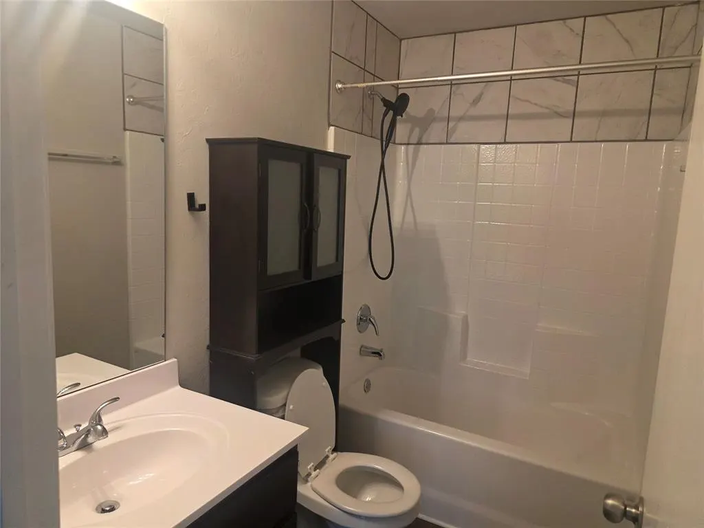 Photo 6 — 2928 Westbrook Street, Chickasha, OK 73018