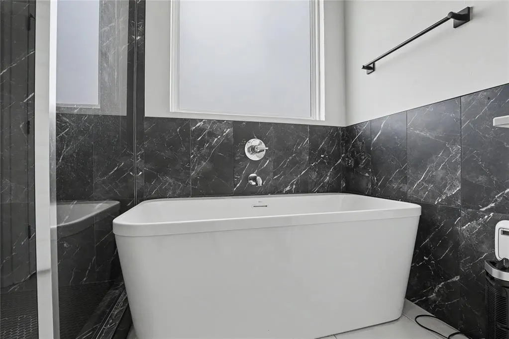 Photo 13 — 15817 Capri Lane, Edmond, OK 73013