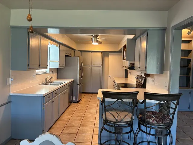 Photo 5 — 2105 Castle Rock, Edmond, OK 73003