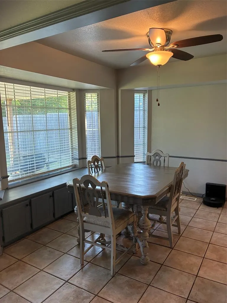 Photo 9 — 2105 Castle Rock, Edmond, OK 73003