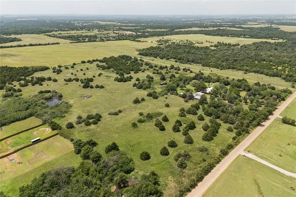 Photo 3 — 4025 S Post Road, Guthrie, OK 73044