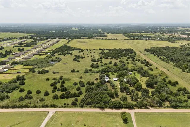 Photo 3 — 4025 S Post Road, Guthrie, OK 73044