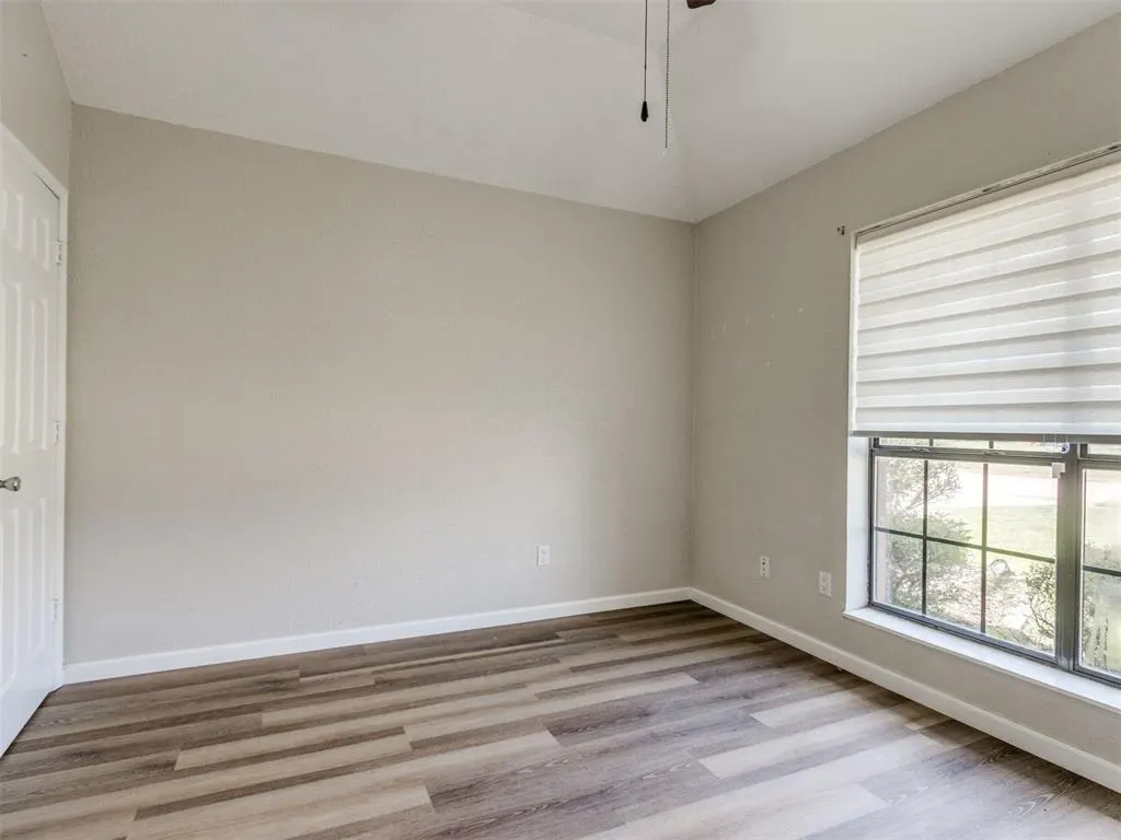 Photo 17 — 1108 NE 25th Street, Moore, OK 73160