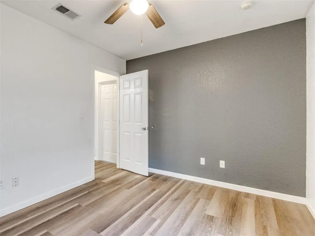 Photo 21 — 1108 NE 25th Street, Moore, OK 73160