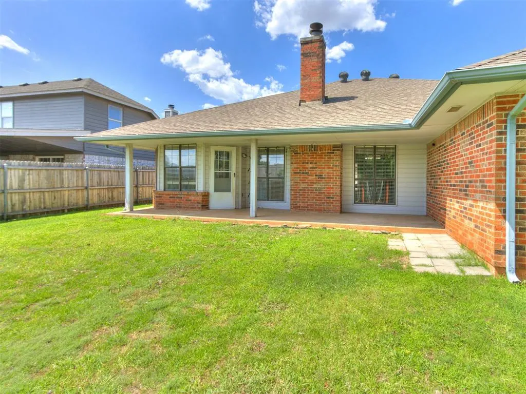 Photo 32 — 1108 NE 25th Street, Moore, OK 73160