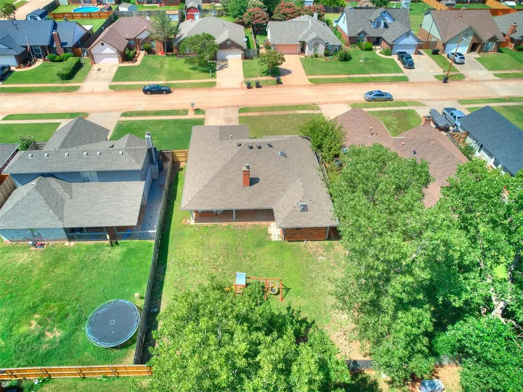 Photo 35 — 1108 NE 25th Street, Moore, OK 73160
