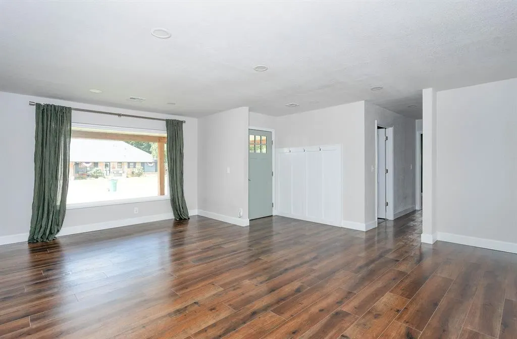 Photo 8 — 3130 NW 60th Street, Oklahoma City, OK 73112