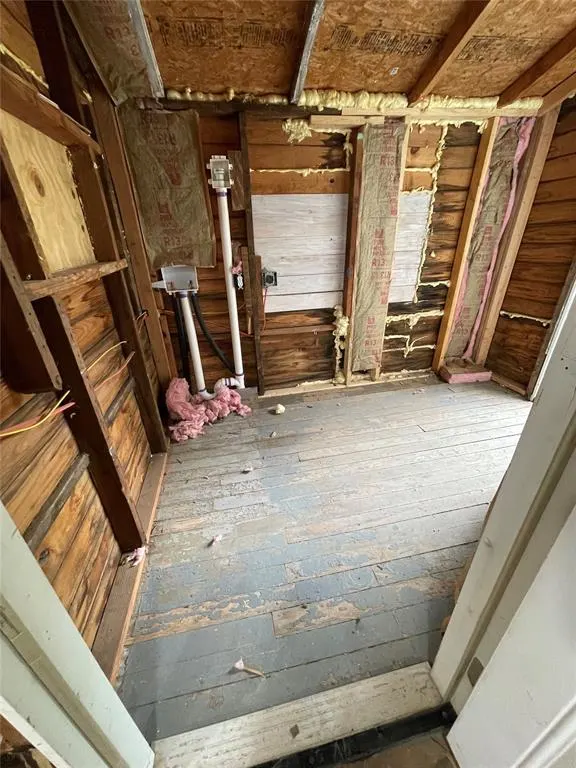 Photo 12 — 613 NW 32nd Street, Oklahoma City, OK 73118